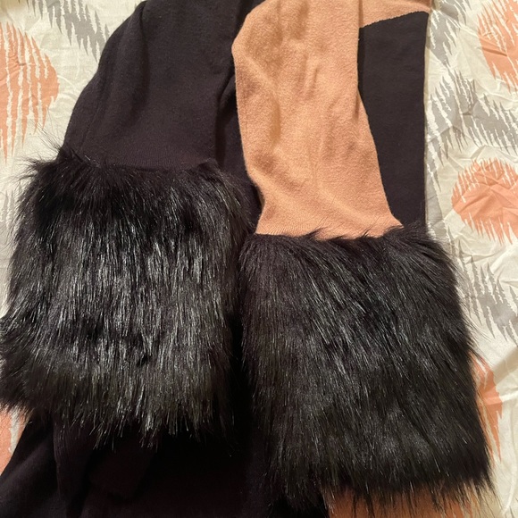 Color block sweater - Picture 4 of 8